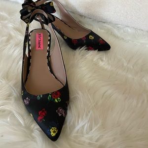 Betsey Johnson kitten heel - bought in multiple prints and didn’t wear these